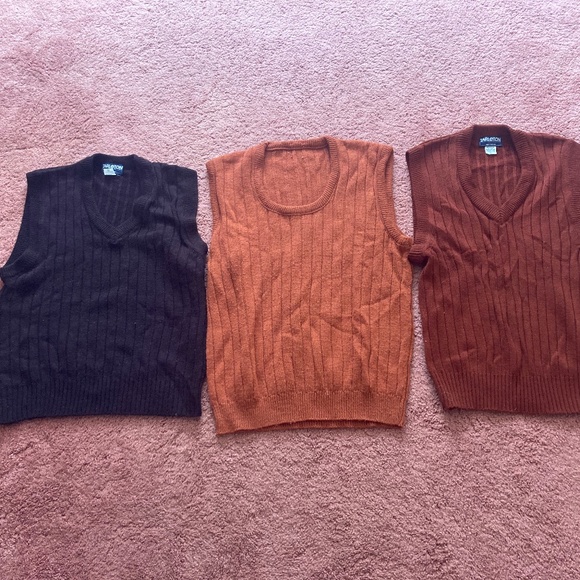 3 Vintage Men's Vest Sweaters 2 Tarleton Brand Size Large - Picture 1 of 4